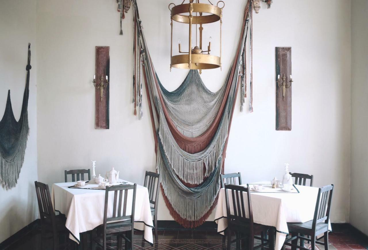 Coqui Coqui Meson De Malleville - Valladolid 바야돌리드 외부 사진